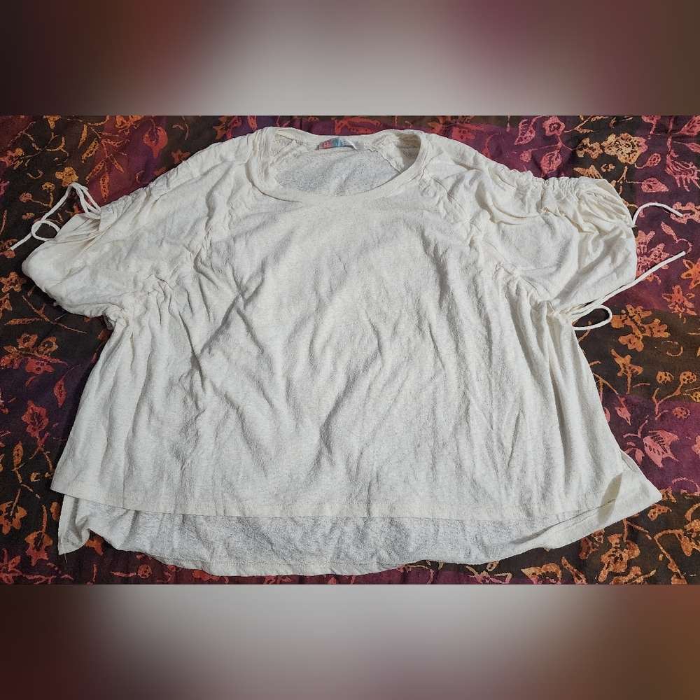 Free People (FP Beach) Lace Up Sleeve Oversized Tee (EUC)